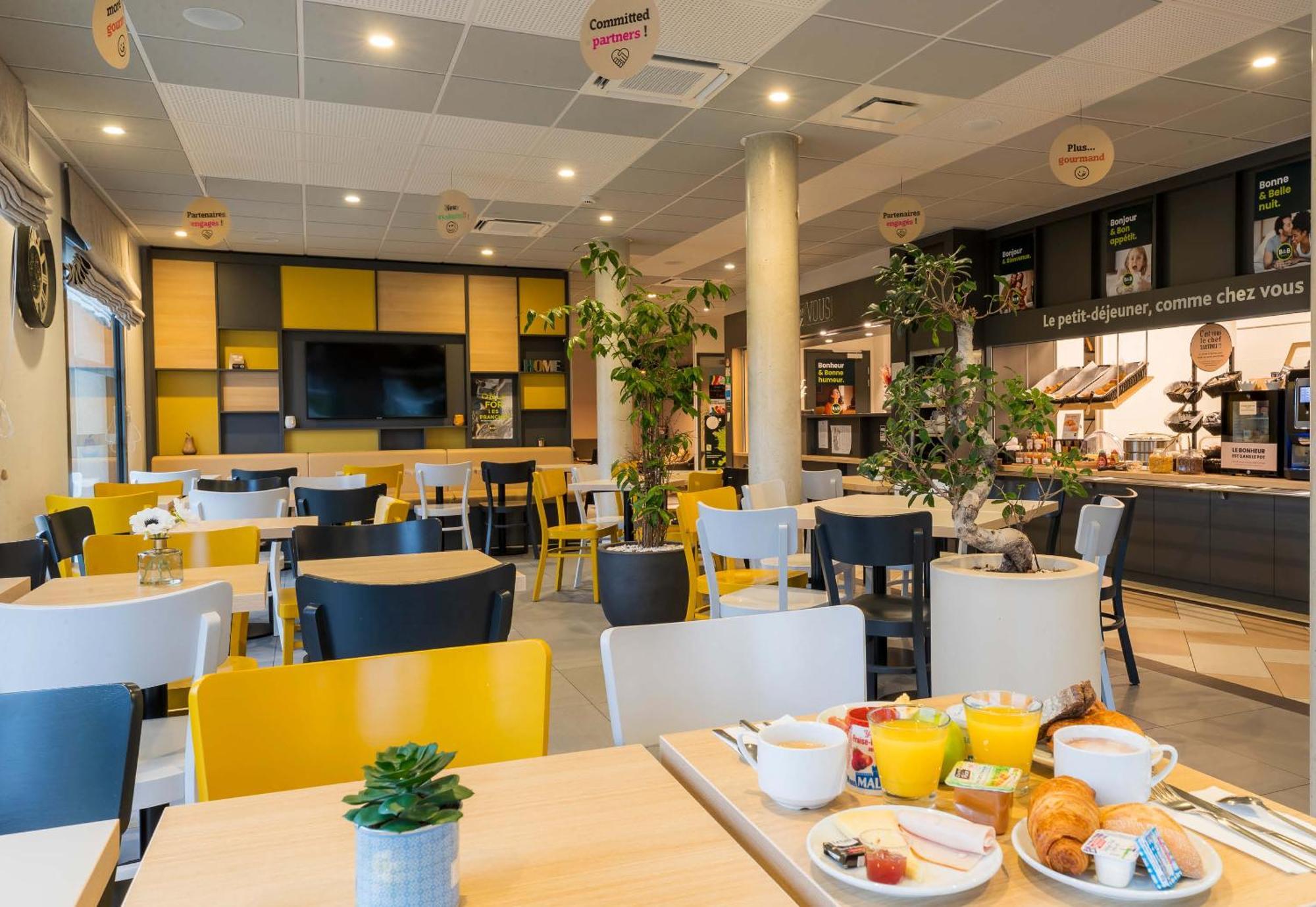 Troyes Magasins D'usine Hotel Lavau (Aube)